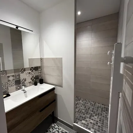 La Patafiole T2 Calme Elegant Lägenhet *